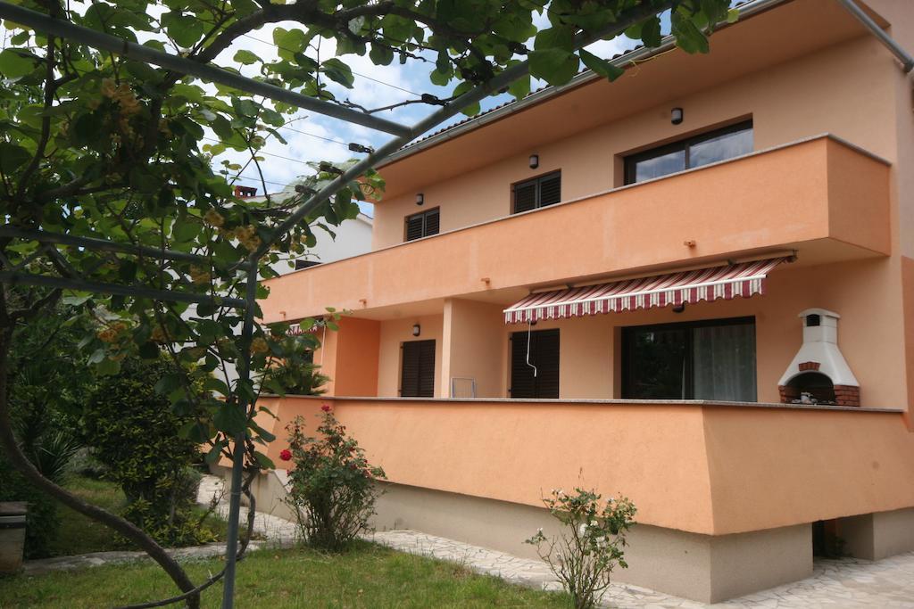 Apartments Karabaic Krk Крк Экстерьер фото