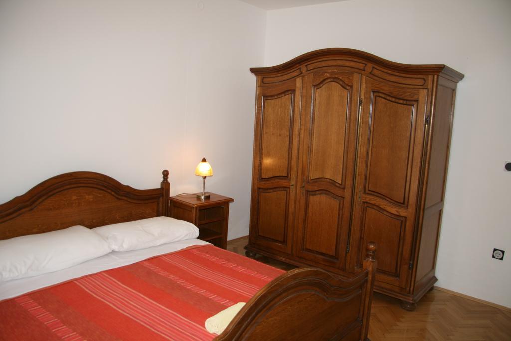 Apartments Karabaic Krk Крк Экстерьер фото