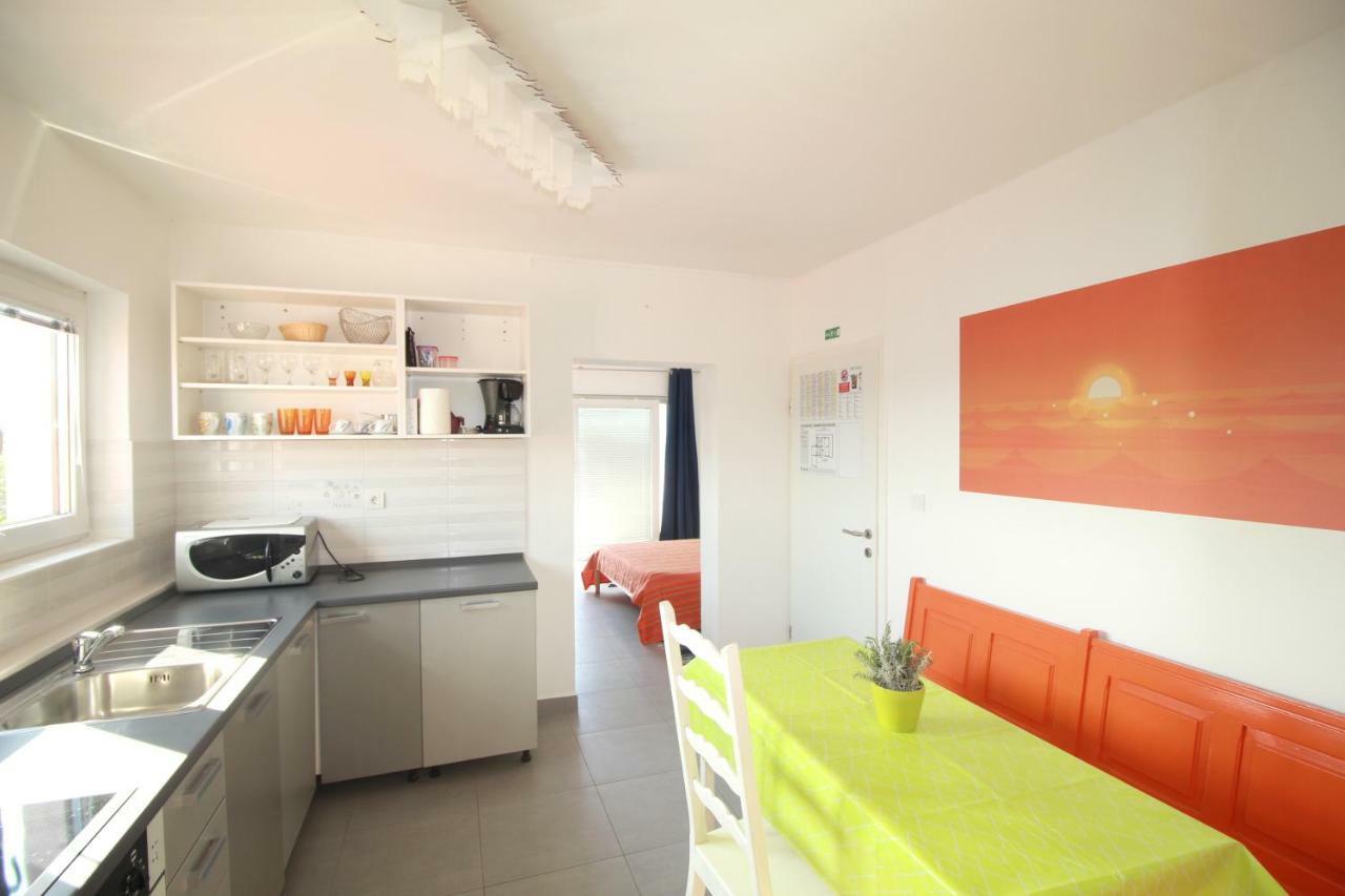 Apartments Karabaic Krk Крк Экстерьер фото