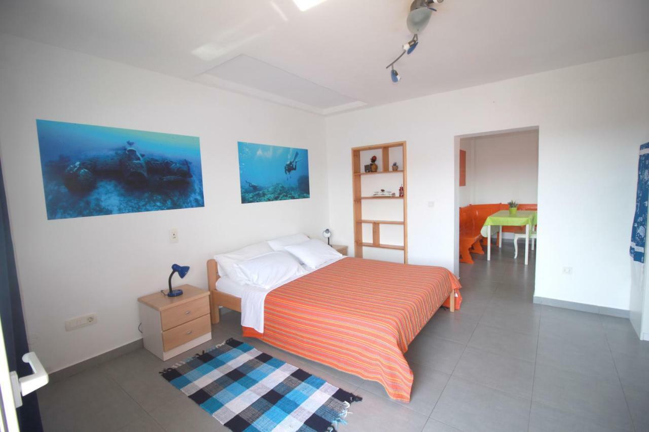 Apartments Karabaic Krk Крк Экстерьер фото
