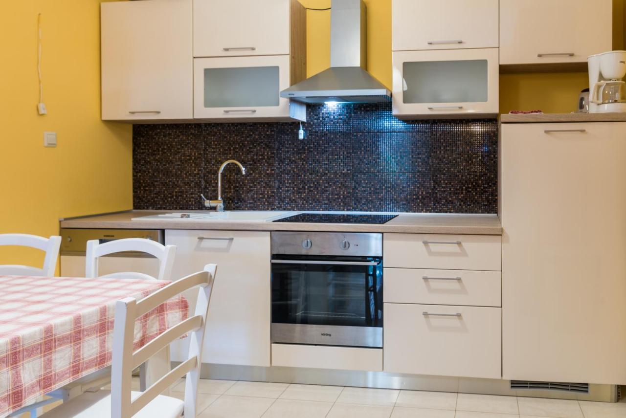 Apartments Karabaic Krk Крк Экстерьер фото