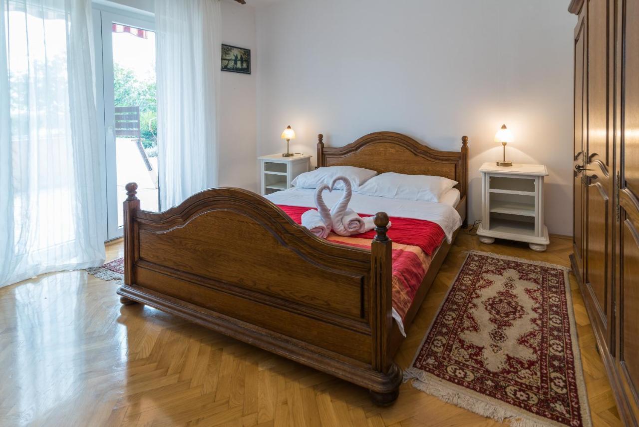 Apartments Karabaic Krk Крк Экстерьер фото